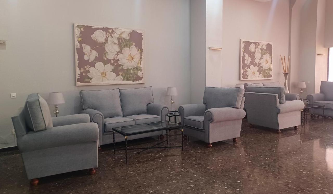 Apartamento Luxury Triana-Los Remedios Sevilla Exterior foto